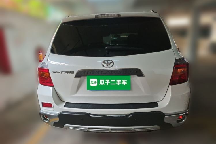 Used Toyota Highlander 2011 2.7L Two-Wheel Drive 7-Seater Luxury Edition
