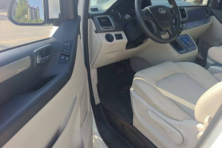 Used SAIC MAXUS G10 2018 PLUS 2.0T Automatic Smart Edition Interior 3