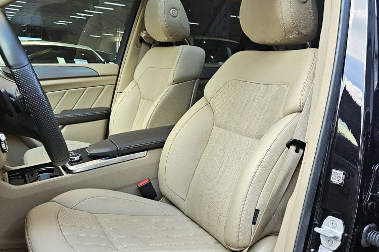 Used Mercedes-Benz GL-Class 2015 GL 400 4MATIC Dynamic Model
