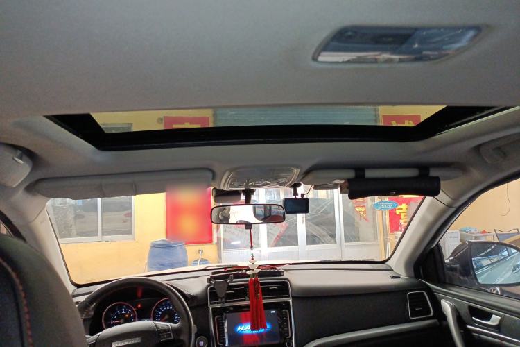 Used Haval H6 2015 Sport Edition 1.5T Automatic Two-Wheel Drive Luxury Model
