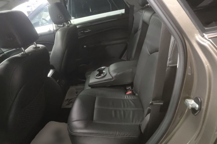 Used Cadillac SRX 2015 3.0L Comfort Version Left Rear Seat