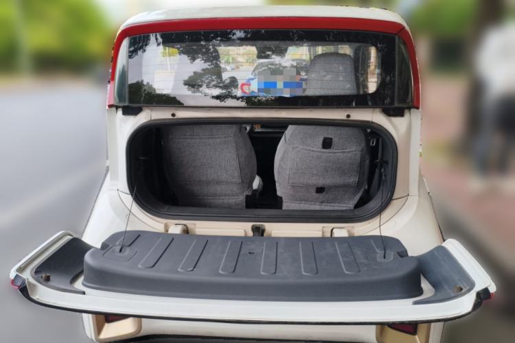 Used Baojun E200 2019 250KM Smart Drive Edition Trunk