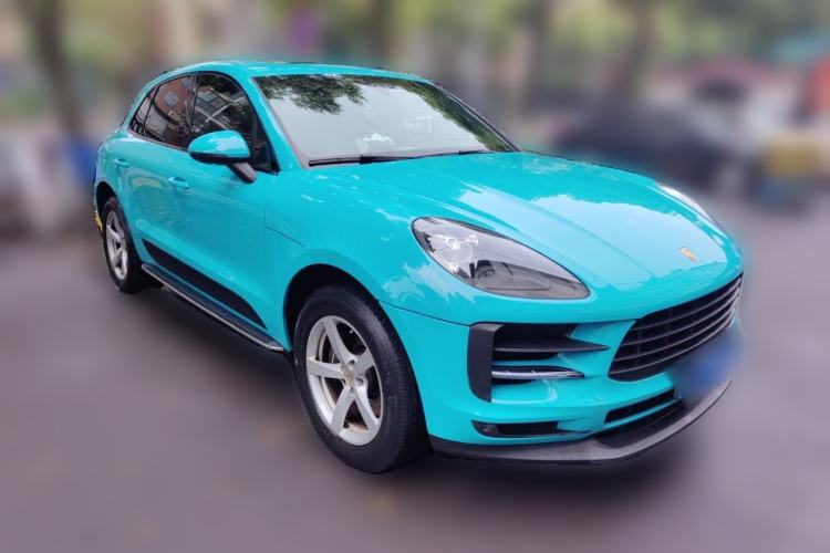 Used Porsche Macan 2018 Macan 2.0T Front Right 45 Deg