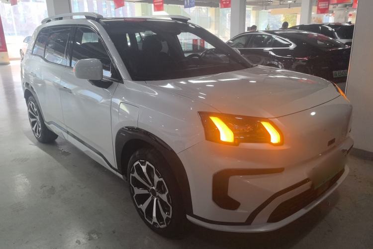 Used AION V 2024 Aion Tyrannosaurus 520 Smart Luxury Edition
