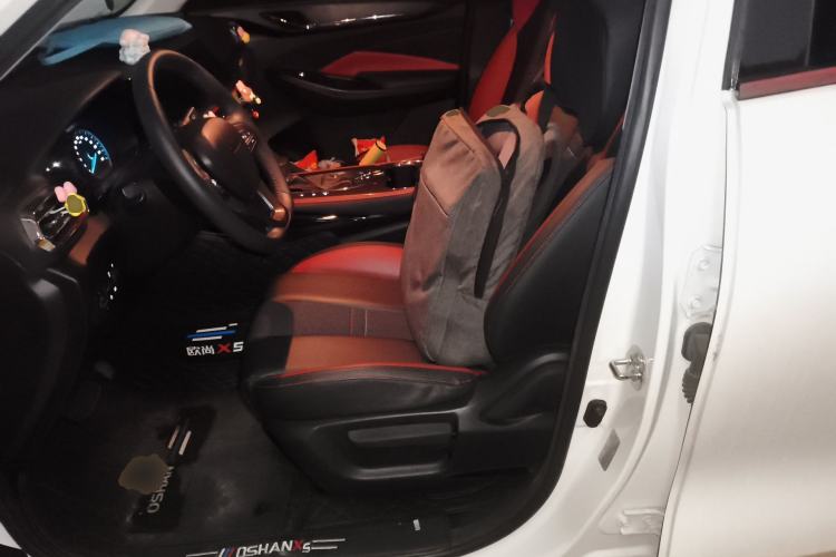 Used CHANGAN OSHAN X5 2021 Revised Version 1.5T DCT Luxury Edition Left Front Seat