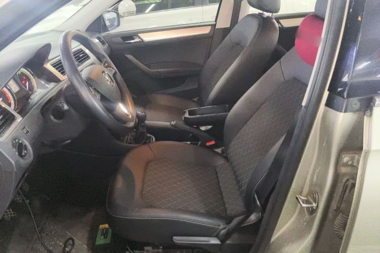 Used Skoda Rapid 2018 1.6L Manual Comfort Edition Left Front Seat