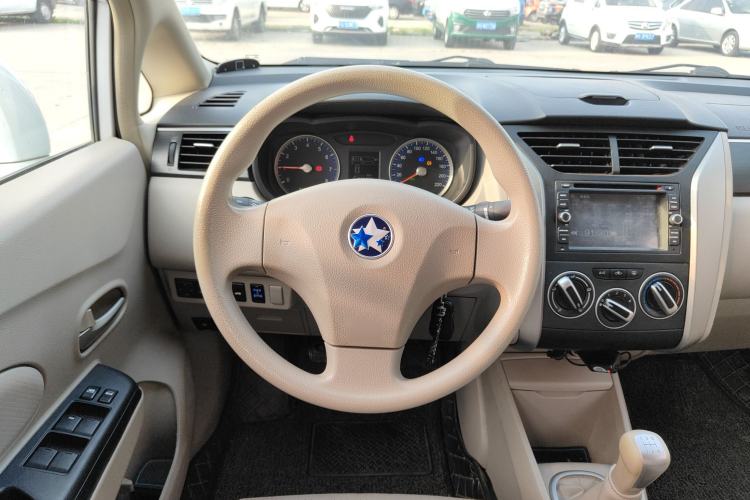 Used Venucia D50 2015 1.6L Manual Fashion Edition