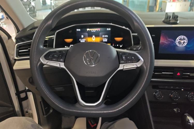 Used Volkswagen Tiguan L 2022 330TSI Automatic Two-Wheel Drive Comfort Edition Steering Wheel