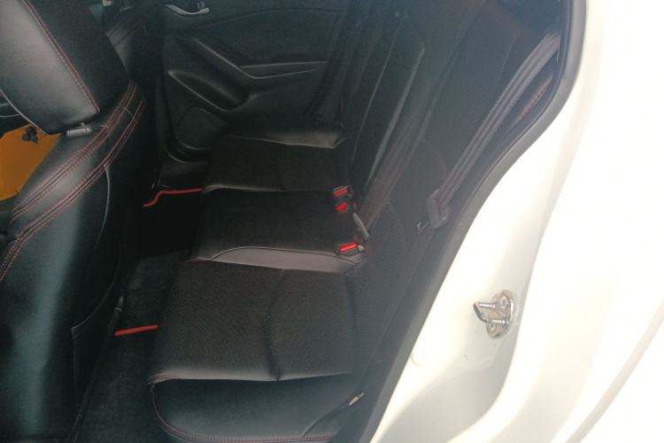 Used Mazda Mazda 3 Axela 2014 Sedan 1.5L Automatic Luxury Model
