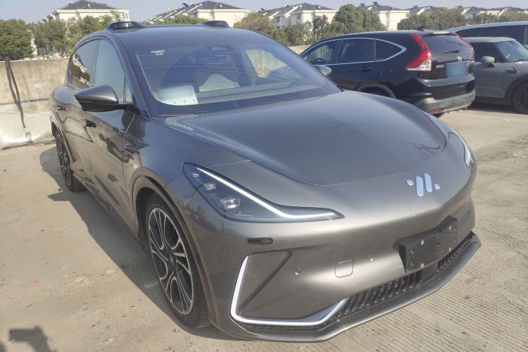 Used IM LS7 2023 100kWh Lux All-Wheel-Drive Version