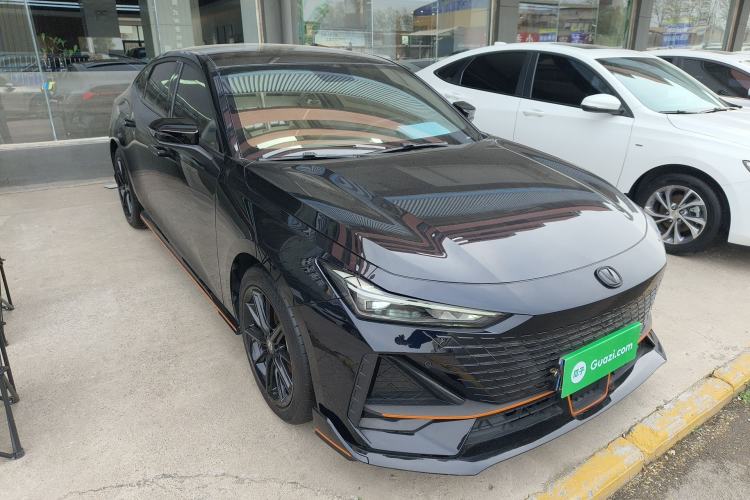 Used CHANGAN UNI-V 2022 1.5T Prestige Version