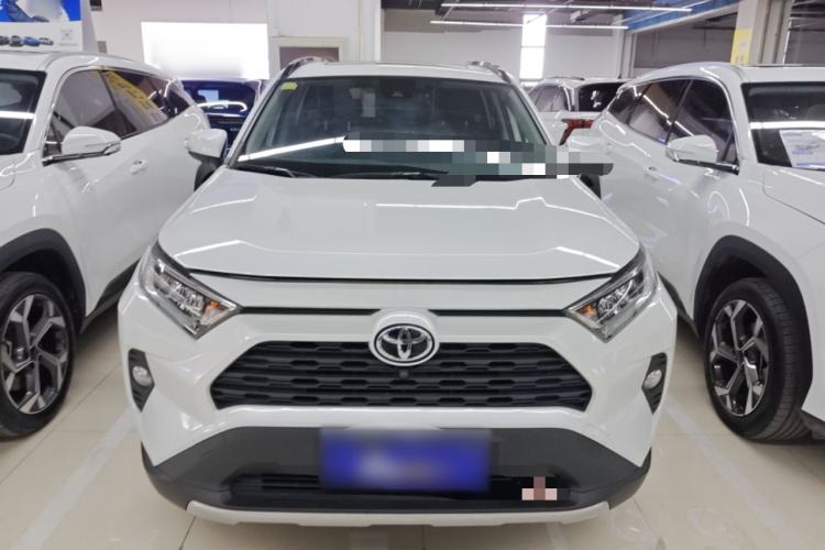 Used Toyota RAV4 2021 2.0L CVT Two-Wheel Drive Fashion PLUS Edition
