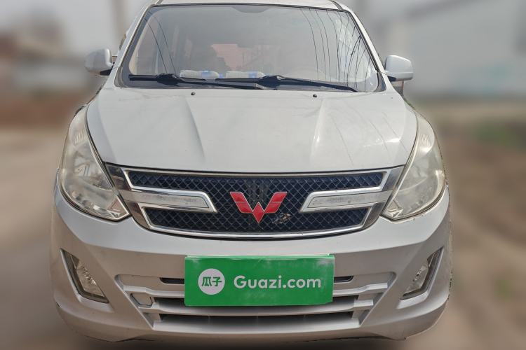 Used Wuling Rongguang V 2016 1.2L Standard Version
