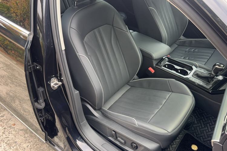 Used Volkswagen Passat 2023 330TSI Elite Edition
