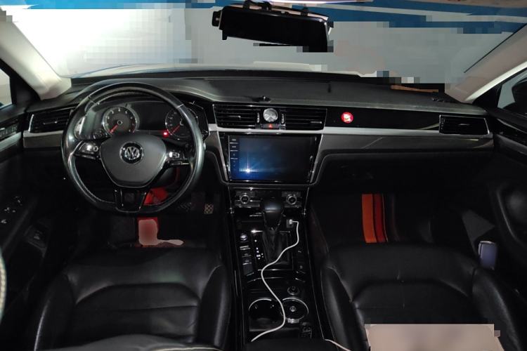 Used Volkswagen Phideon 2019 380TSI Two-Wheel Drive Business Edition China VI Standard