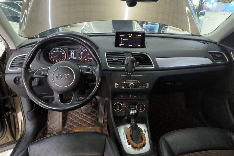 Used Audi Q3 2016 30 TFSI Fashion Model
