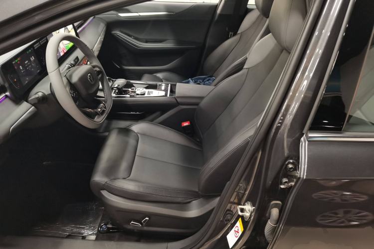 Used Changan Ruicheng PLUS 2023 1.5T DCT Prestige Edition