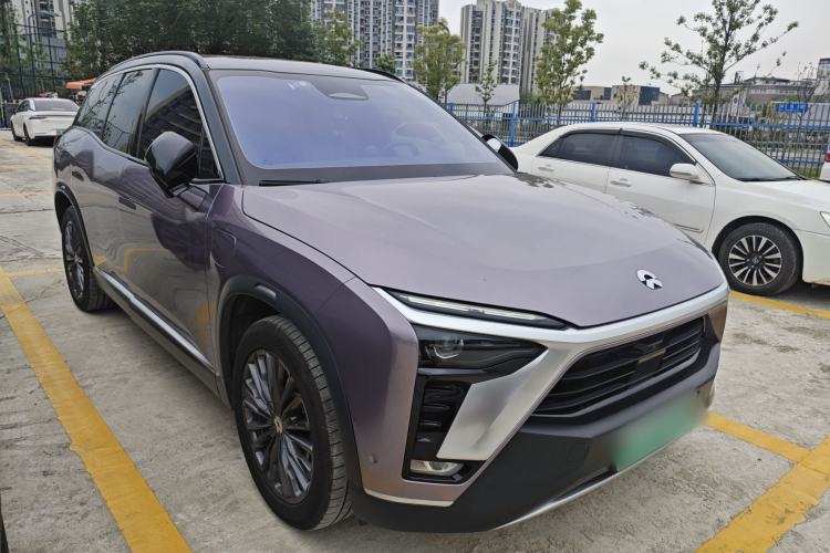 Used Nio ES8 2022 75 kWh Six-Seater Version Front Right 45 Deg