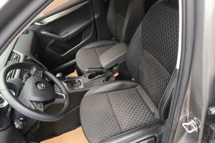 Used Skoda Octavia 2018 Station Wagon TSI230 DSG Luxury Edition
