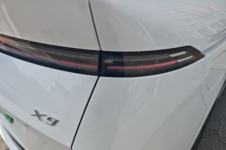 Used XPeng X9 2024 702 Ultra-Long Range Pro
