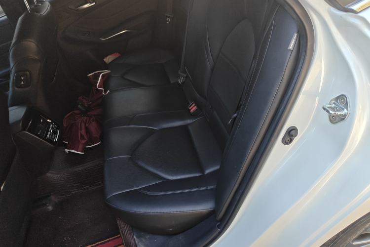 Used Toyota Avalon 2019 2.0L XLE Premium Edition China VI