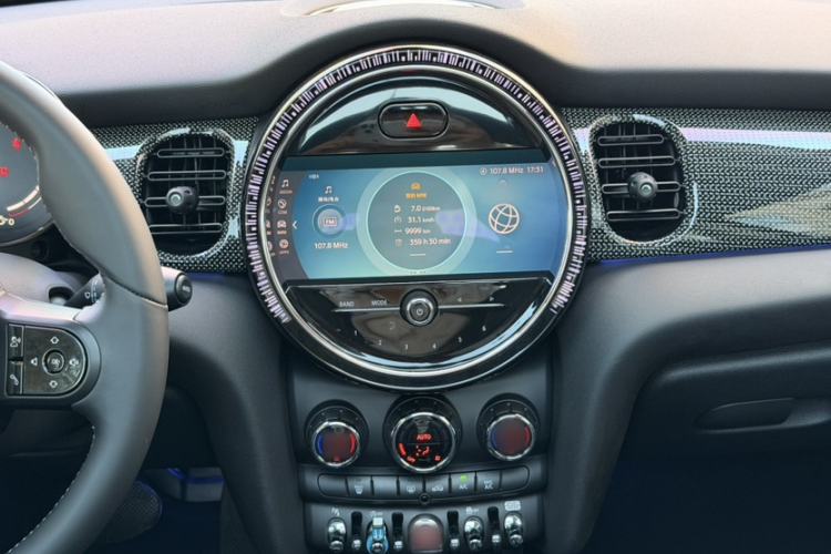 Used MINI 2022 1.5T COOPER Artist