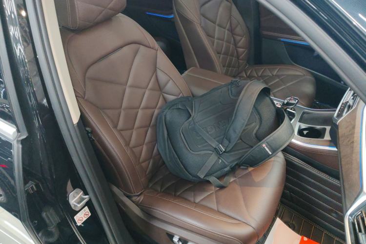 Used BMW X5 2022 Restyled xDrive 30Li Luxury Version M Sport Package
