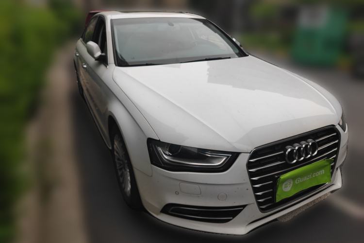 Used Audi A4L 2016 35 TFSI Collector's Edition Automatic Standard Model
