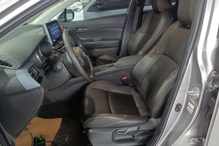 Used Toyota IZOA 2021 2.0L Enjoy Edition