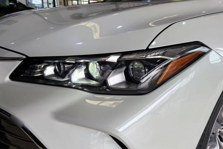 Used Toyota Avalon 2019 2.0L Ambition Edition China VI
