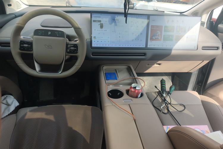 Used Li Auto Li Auto i8 2025 Model Standard Version