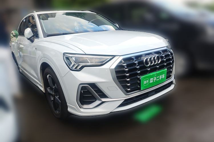 Used Audi Q3 2020 35 TFSI Fashion Dynamic Model Front Right 45 Deg