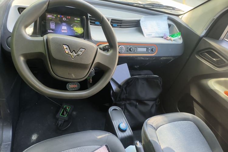 Used Wuling Hongguang MINIEV 2020 Freedom Version Lithium Iron Phosphate Center Console