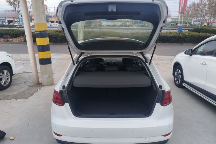 Used Audi A3 2018 30th Anniversary Edition Sportback 35 TFSI Ambition Model
