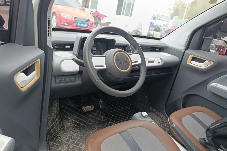 Used Wuling Hongguang MINIEV 2022 GAMEBOY 200km Gaming Edition with Lithium Iron Phosphate