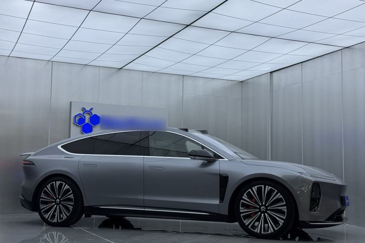 Used Nio ET9 2025 100kWh Signature Edition Exterior 3