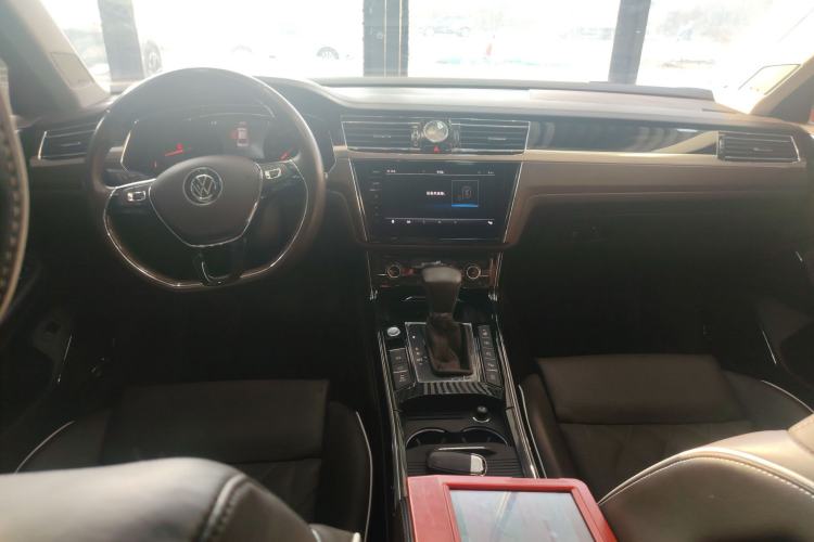 Used Volkswagen Phideon 2021 380TSI Prestige Edition