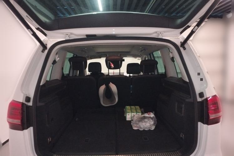 Used Volkswagen Sharan 2018 380TSI Comfort Edition 7-Seater