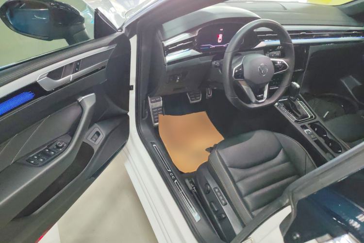 Used Volkswagen FAW-Volkswagen CC 2023 380TSI Striking Edition
