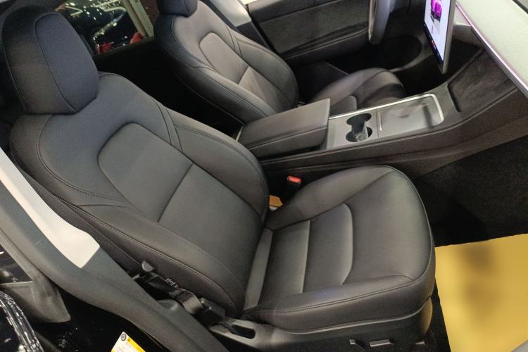 Used Tesla Model Y 2023 Rear-Wheel-Drive Version