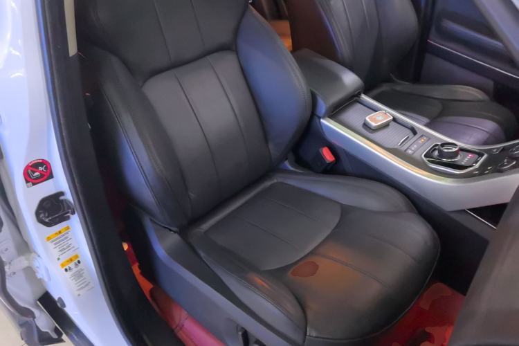 Used Land Rover Range Rover Evoque 2018 240 PS SE Smart Brilliance Edition