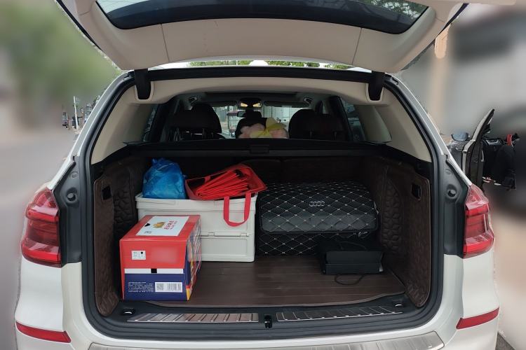 Used BMW X3 2019 xDrive28i Luxury Package Trunk