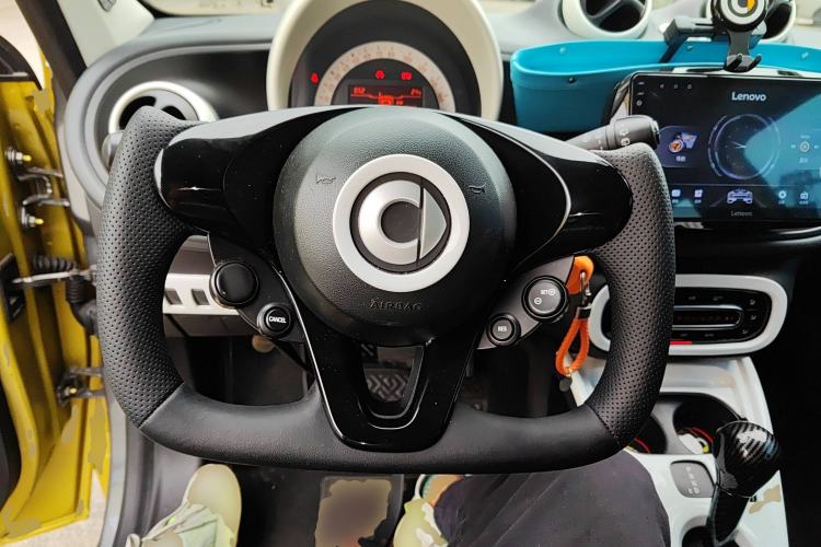 Used smart forfour 2016 1.0L 52 kW Dynamic Edition