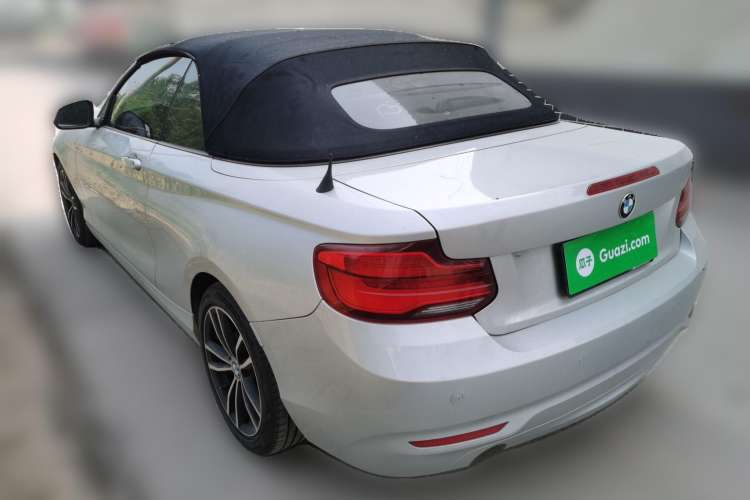 Used BMW 2 Series 2018 220i Convertible Coupe Sports Design Package