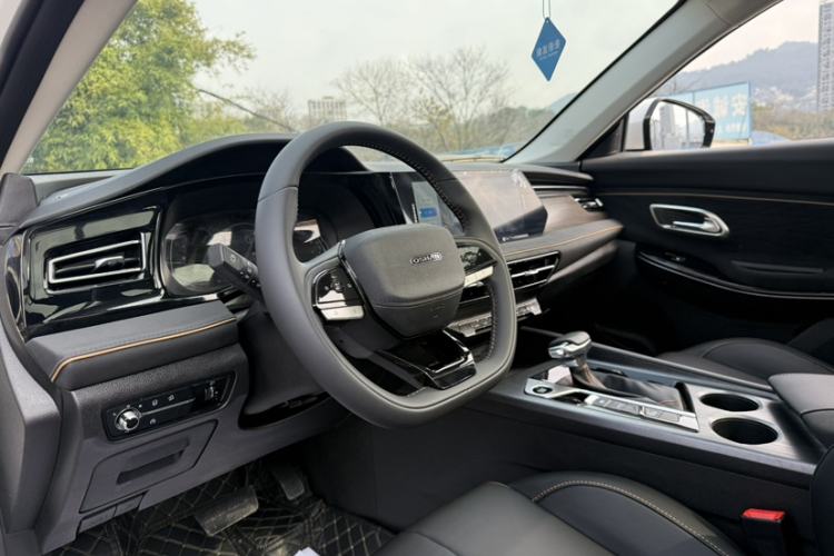 Used Oshan X7 PLUS 2023 Enjoy Edition 1.5T Automatic Prestige Model