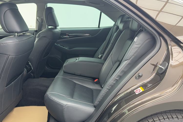 Used Toyota Crown 2015 2.0T Fashion Edition