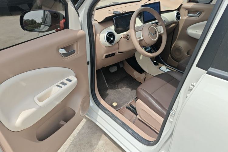 Used Wuling Hongguang MINIEV 2025 Four-Door Version Advanced Edition
