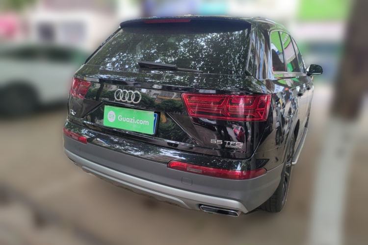 Used Audi Q7 2016 45 TFSI Technology Edition Rear Right 45 Deg
