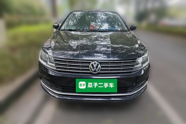 Used Volkswagen Lavida 2017 1.6L Automatic Comfort Edition
