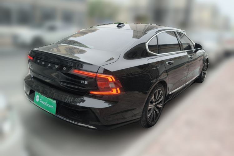 Used Volvo S90 2022 B5 Zhiyi Luxury Edition Rear Right 45 Deg